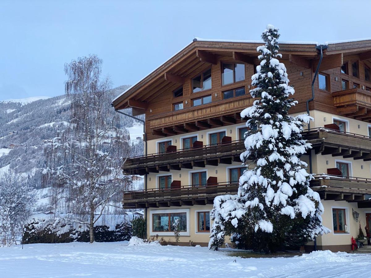 Dorferwirt Otel Bramberg am Wildkogel Dış mekan fotoğraf